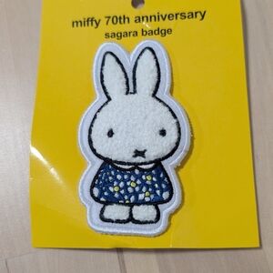 Bunny Patch Blue Floral * new * Miffy 70th Anniversary Sagara Pin Badge